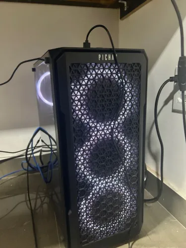 PC Gamer - Ryzen 7 5700G RTX3060