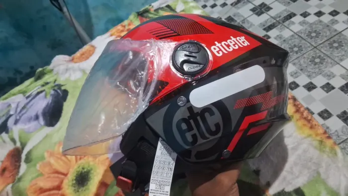 Capacete