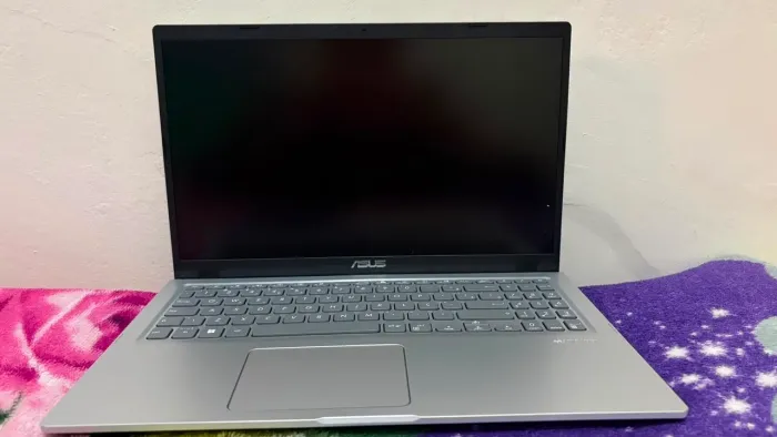 Notebook ASUS VivoBook X515EA