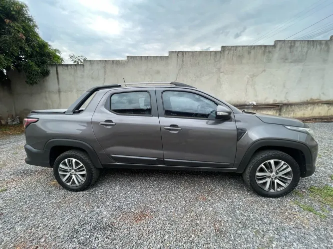 Fiat Strada Volcano 1.3 Flex 8V CD 2023