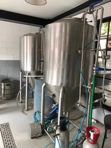Dois Tanques fermentadores autorefrigerado 250l