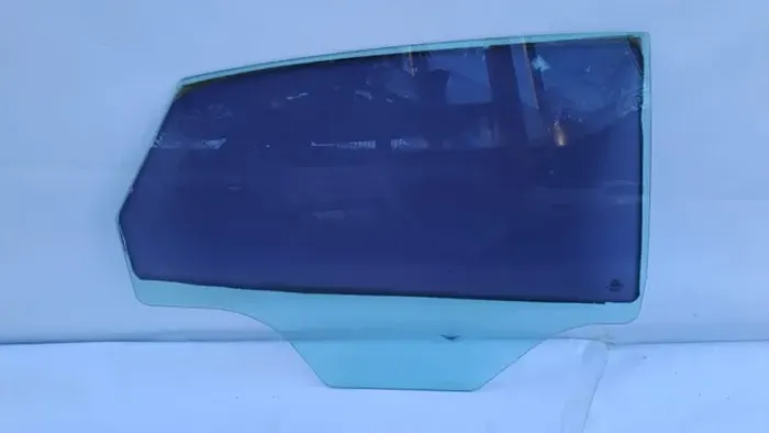 Vidro traseiro direito Ford New Fiesta Sedan 2010