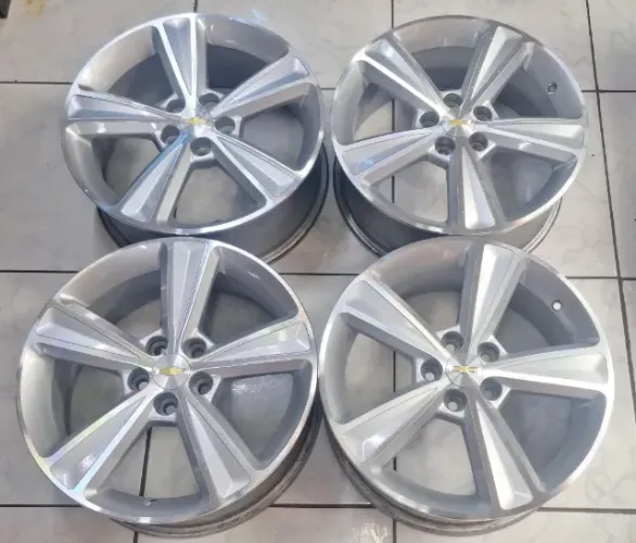 Jogo de Rodas Cruze Sport