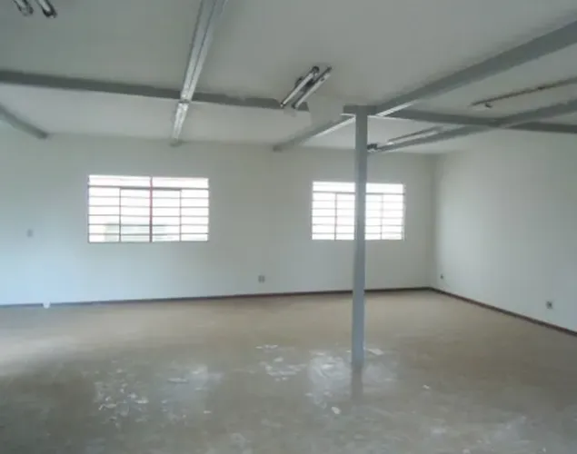 Próximo ao Fórum e Hospital Vera Cruz