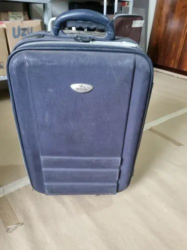 Mala marca Sonada 58x29x23cm em ótimo estado