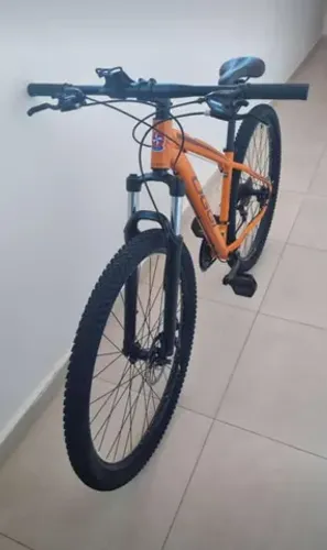 Bicicleta Oggi 29 modelo Hacker