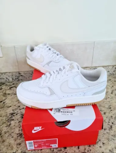 Vendo tênis Nike Gamma Force original na caixa uma única vez usado tam 38