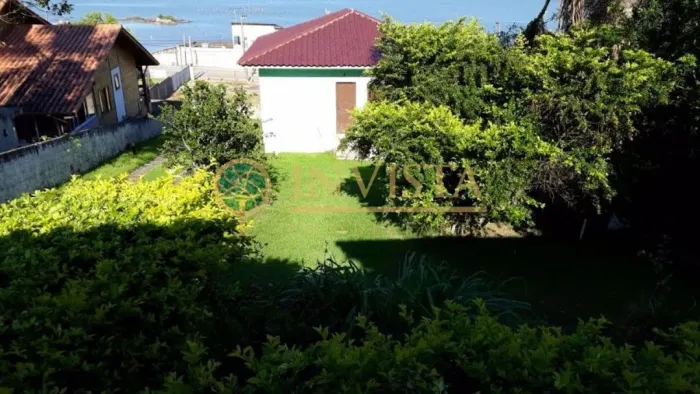 Terreno com 3854m² à venda no Ribeirão da Ilha.