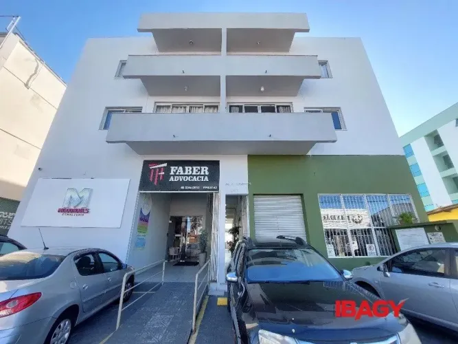 Oportunidade! Loja em Barreiros - São José