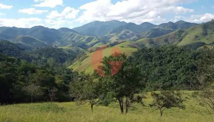 Sítio à venda com 4 quartos 86.280,00 m² de terreno- São Francisco Xavier