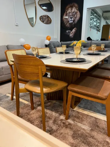 Mesa Alto Padrão com 8 Cadeiras ULTIMA PEÇA