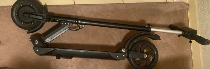 Vende se patinete elétrico seminovo