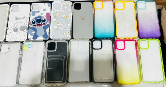 Lote capinhas SEMI NOVAS: IPHONE 11 pro max