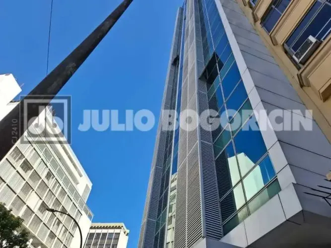 SALA COMERCIAL LUXO - CENTRO - JUNTO PRESIDENTE ANTÔNIO CARLOS - SALA COMERCIAL VAZIA - FR