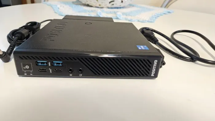 Mini PC Positivo C6400 Novo