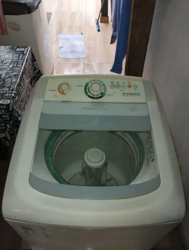 Máquina de lavar roupa Brastemp bem conservada 11 kgs