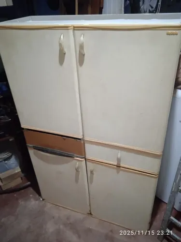 Armário.de aço paneleiros Itatiaia antigo relíquia