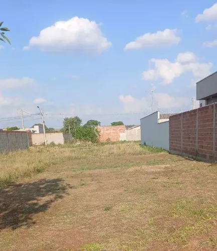 Terreno à venda com 160m² em São José (Assistência), Rio Claro - SP