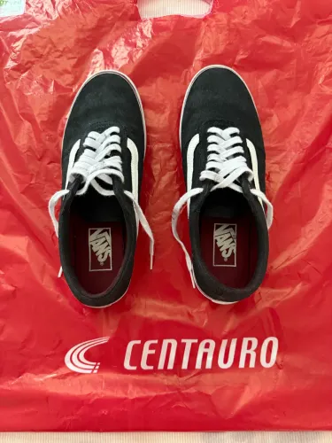 Tênis Vans preto 