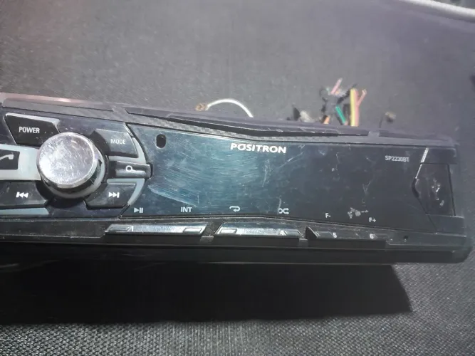 Rádio Positron 1 dim