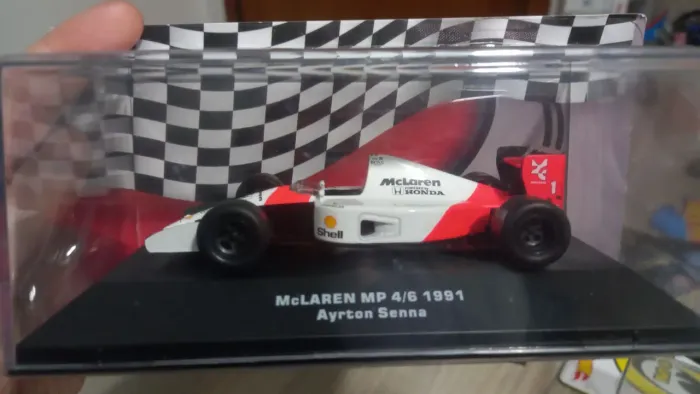 Mclaren Senna F1 1/43