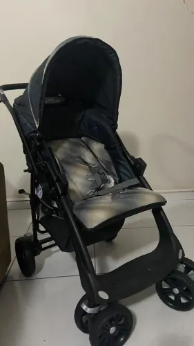 Carrinho de passeio Burigotto. SEMI NOVO!!