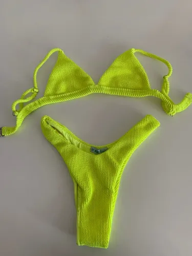Biquini neon