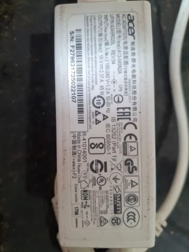 Fonte carregador notebook Acer 19 V  2.37 A original