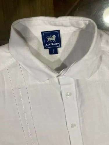 camisa branca manga curta