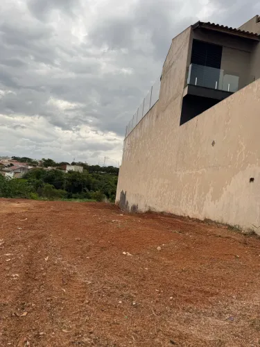 Terreno 165 m² no Vila Totoli 