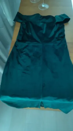 Vestido de Veludo Verde Esmeralda