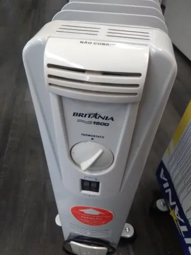 Aquecedor a Oleo Britânia AB1500 Potência 1500 W