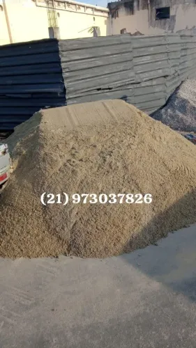 Areia e pedras para Construção - Entregamos - caminhão fechado