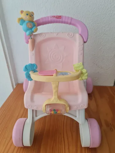 Carrinho de Boneca x Andador Fisher Price Infantil