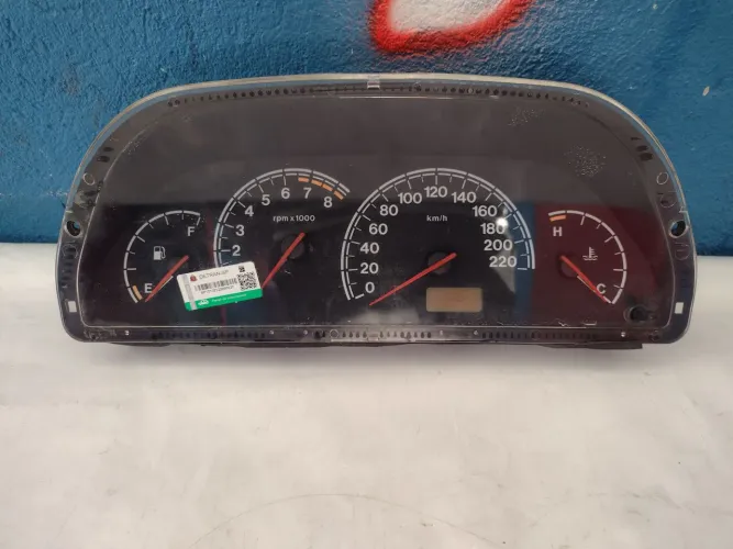 Painel instrumento Fiat Palio 1.6  16v ano 2005  original em perfeito estado 