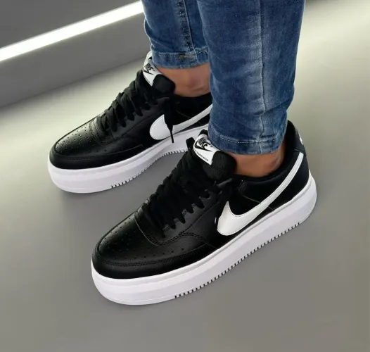 Tênis Nike Court Vision o lançamento do momento! 