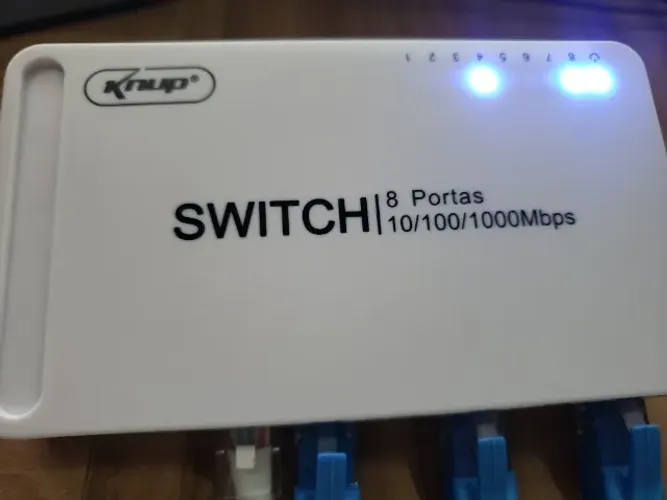 Switch 8 Portas Gigabit Rede 10/100/1000mbps Hub Bivolt Rj45- Novo lacrado