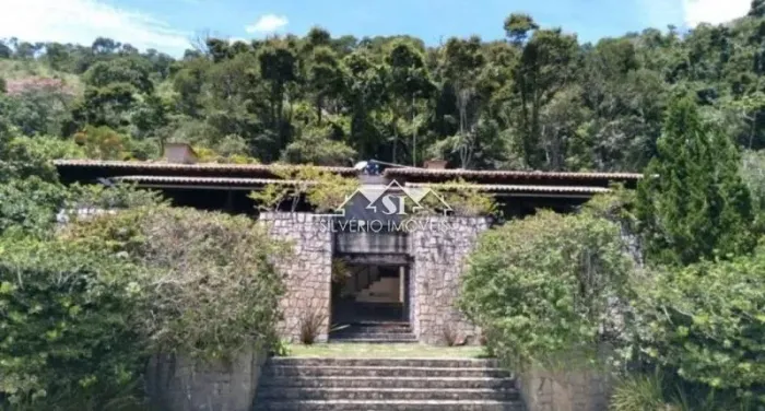 Fazenda- Petrópolis, Araras