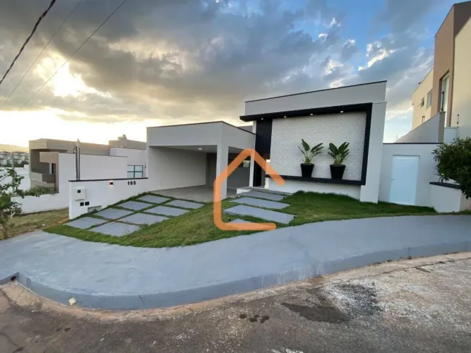 Casa com 3 dormitórios à venda, 150 m² por R$ 1.300.000,00 - Las Palmas - Pouso Alegre/MG