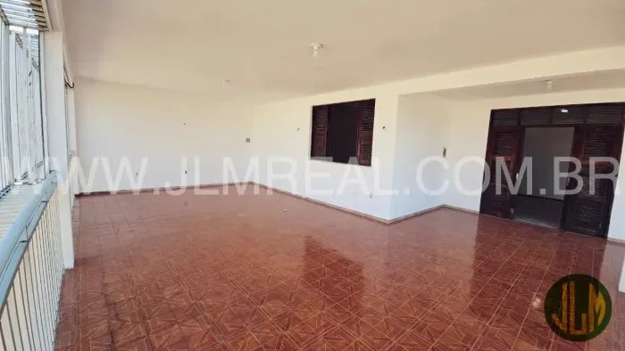 VENDO CASA DUPLEX DE 250m², NO BAIRRO MONTE CASTELO - FORTALEZA - CE