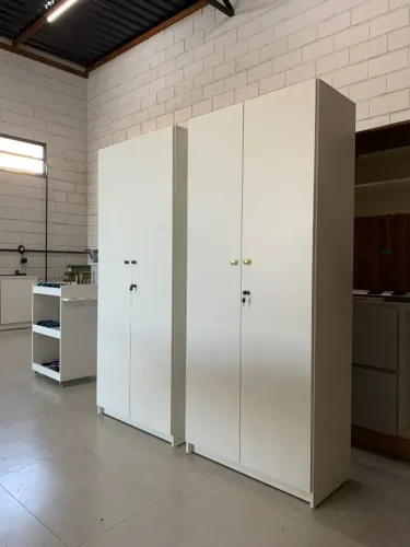 Armario multiuso MDF Com chave - Sob encomenda