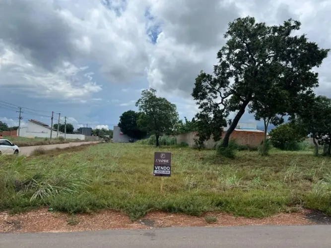 Terreno para venda no bairro Luzimangues