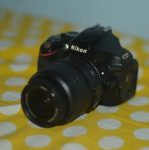 NIKON D5100 + LENTE 18-55