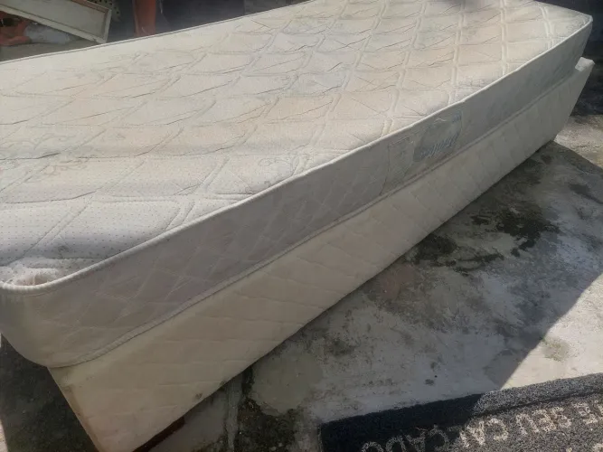 Cama de solteiro