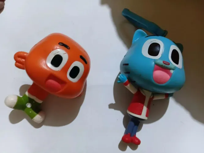 Brinquedo mundo de gumball mc donalds