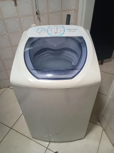 MÁQUINA ELECTROLUX 6 KILOS FUNCIONANDO PERFEITAMENTE 599