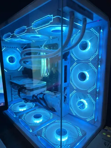 PC GAMER RTX 4060 FULL WHITE