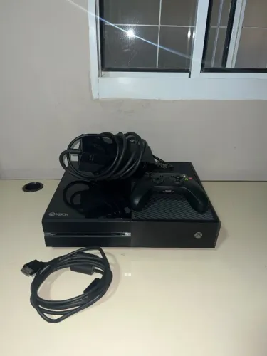 Xbox One Fat 500gb+controle original do xbox series