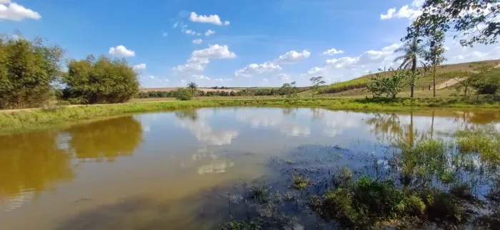 Fazenda para Venda em Capivari, Jardim Santa Rita de Cássia, 3 dormitórios, 3 banheiros, 1