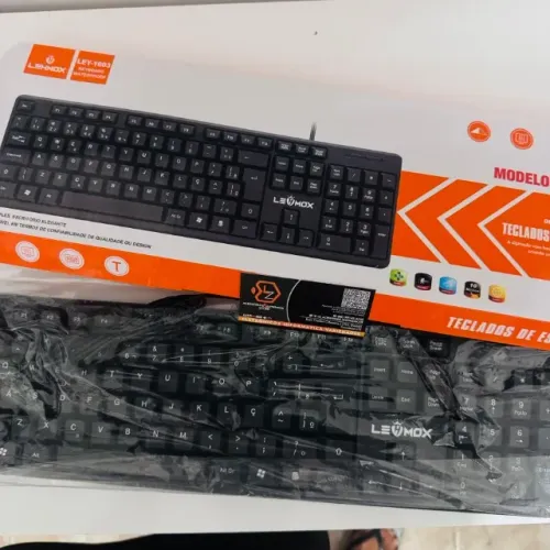 Teclado com Fio USB - Preto